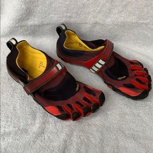 Men's Vibram five fingers shoes